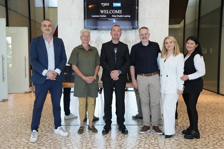 Cooperación seria y estratégica entre las Comoditas y JYSK International