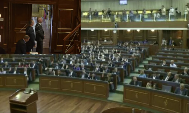 La siguiente defensa entra en la sala, disputas Conjufca y MP Haki Abazi?