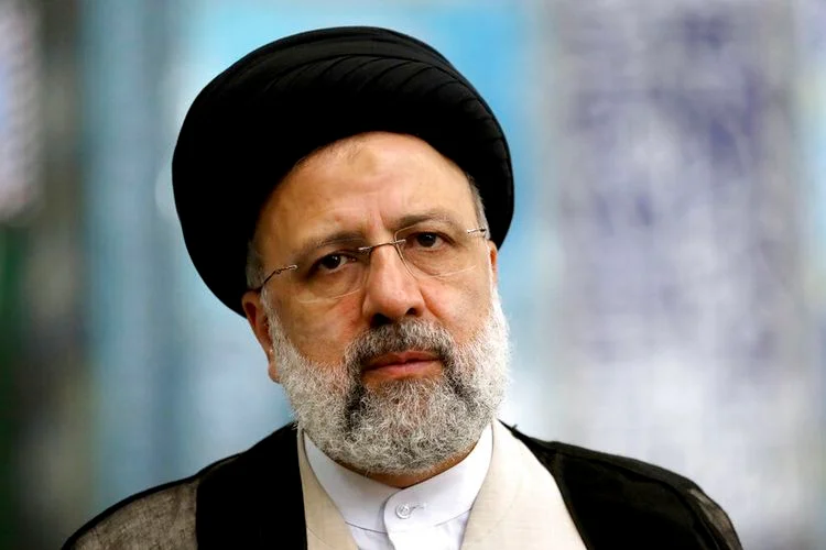 L'Iran demande instamment à l'UE d'aider à trouver le président disparu, le satellite activé pour le balayage régional