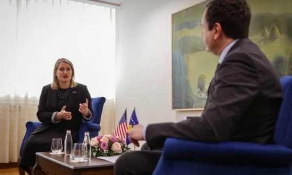 Allen habla Kurt: Kosovo pertenece a la UE, la OTAN, implementar todos los acuerdos con Serbia