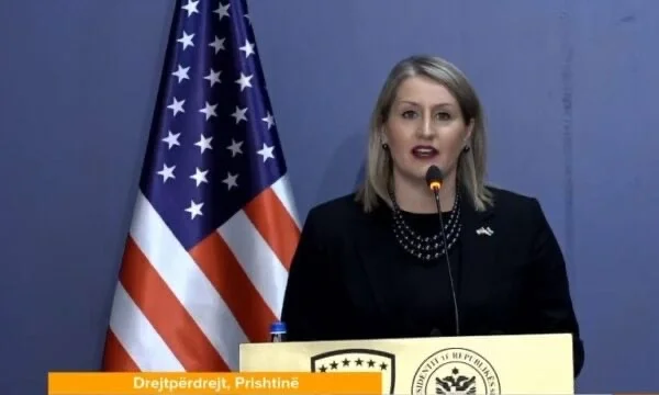 Le sous-secrétaire Allen parle de l'intégration euro-atlantique du Kosovo, liée à l'Association