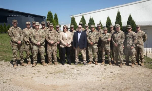 Havenier meets with American soldiers deployed in Kosovo, informed of US contribution to KFOR