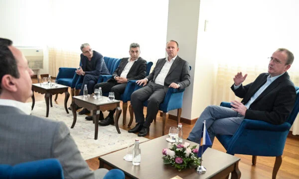 Kurti meets with representatives of the V coalition LEN, talk about Serbian and Russian influence