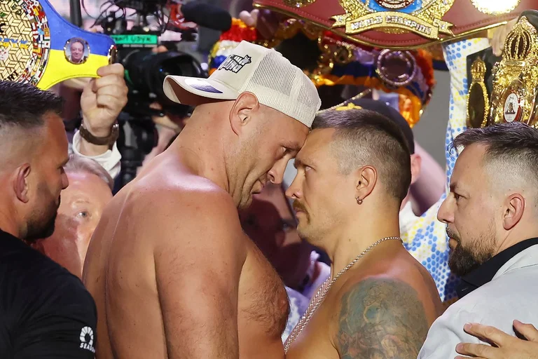 Die lange - erwartete Konfrontation zwischen Fury und Usik wird zwei Boxer profitieren