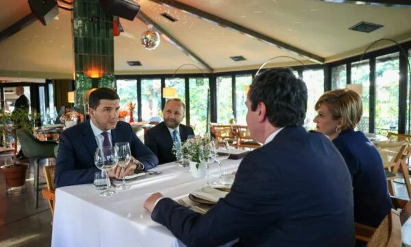 Il PDK vuole l'Assemblea distribuita la prossima settimana