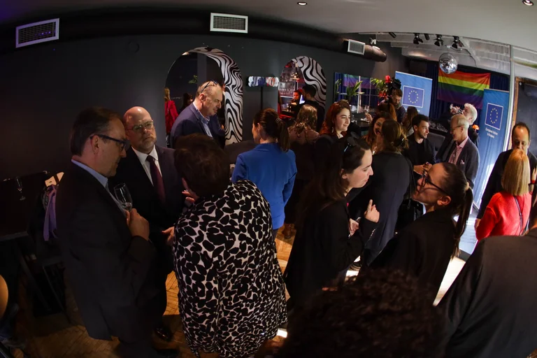 Havenier: Apoyar un Kosovo democrático, nos oponemos al discurso de odio a la comunidad LGBTQI+
