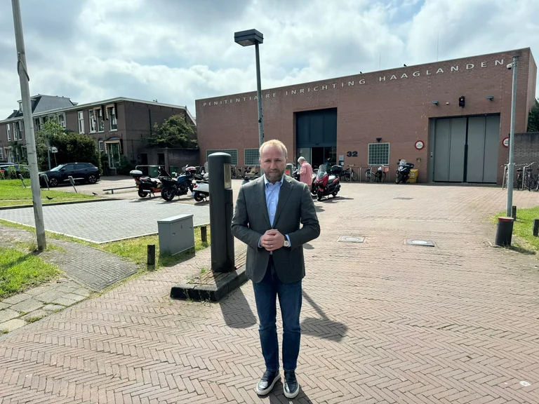 Tahiri visite Thaci à La Haye : sans interruption avec un bon humour