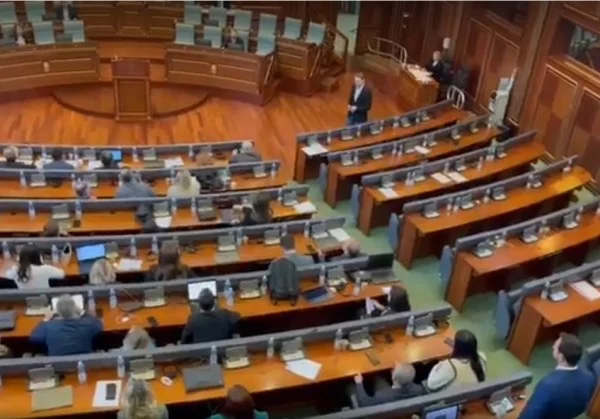 Questions relatives à l'opposition lors du traitement des accords internationaux