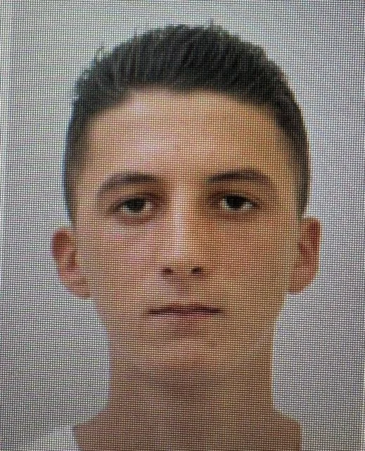 Asesinato de policía, estado albanés ofrece 30.000 euros de recompensa por el paradero del autor