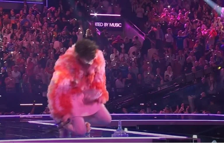 The moment Eurovision winner breaks trophy on stage