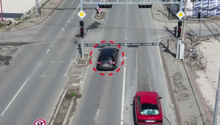 Polizia nel sud Mitrovica forma Task-Force per la sicurezza nel traffico stradale, anche usare droni (video)