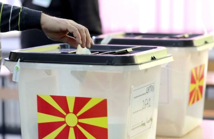 Macédoine du Nord KSZ: Sortie à 1h00 pour les élections présidentielles environ 24%, parlementaires plus de 25%