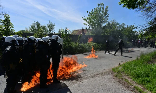 Exercice de police du Kosovo EULEX pour la gestion des crises (Photo)