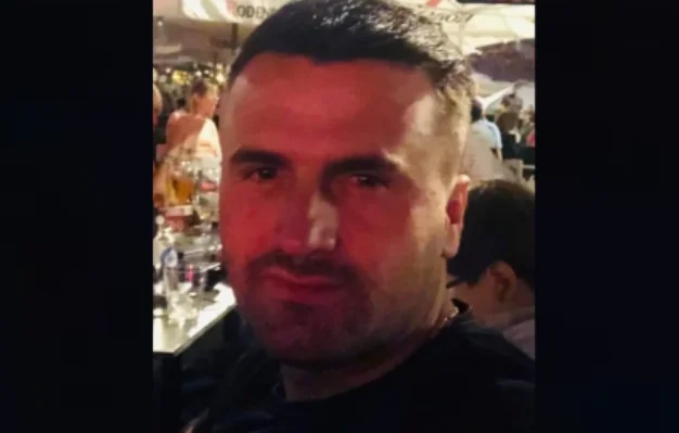 El exilio de treinta años muere trágicamente en el trabajo