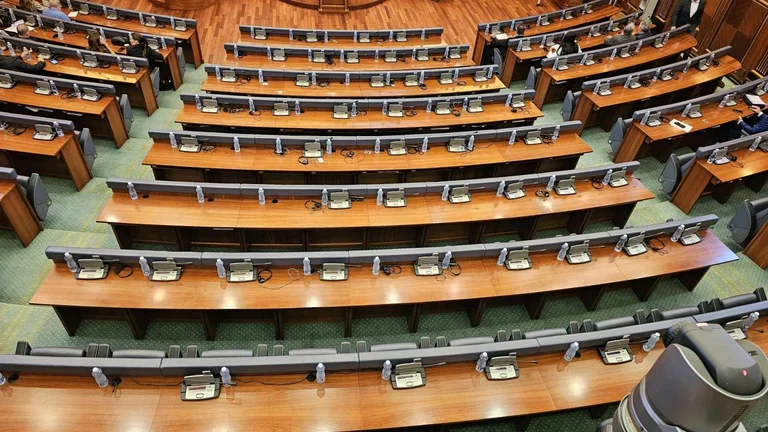 VV MP: EU measures removed within weeks