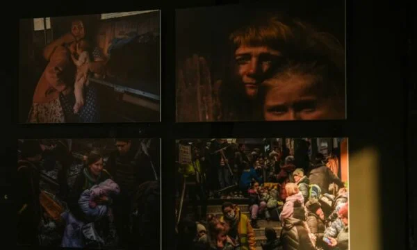 La storia del Kosovo, fotoreporter americano, dà all'Ucraina molta speranza