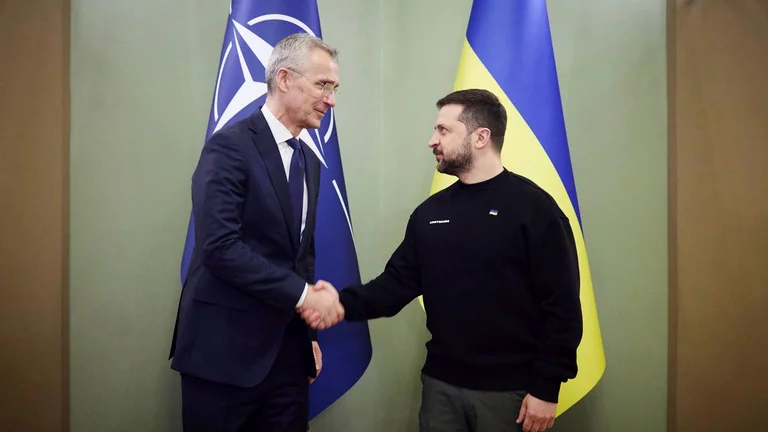 Stoltenberg: Non è troppo tardi per l'Ucraina per vincere la guerra