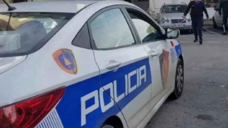 Tre giovani hanno battuto un sedicenne a Elbasan