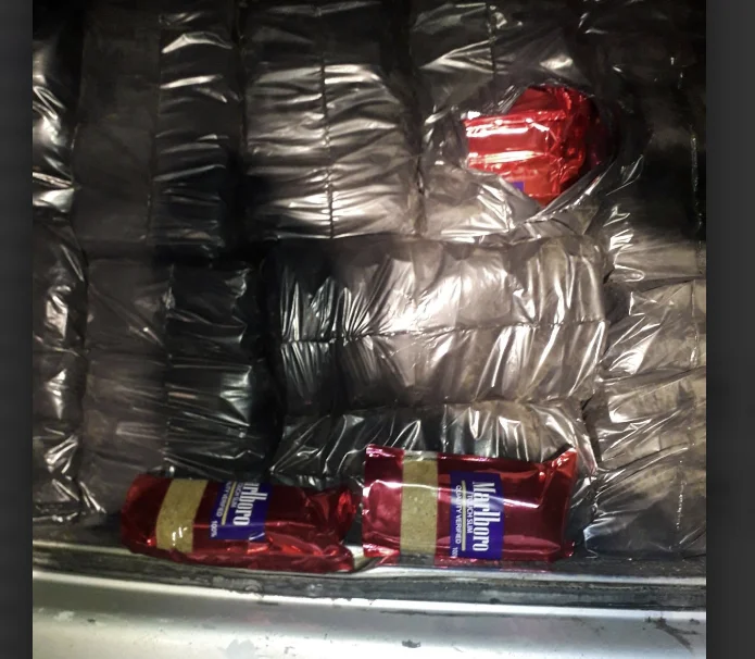 Au Kosovo manque, contrebande avec Marlboro, la police saisit 500 kg de tabac