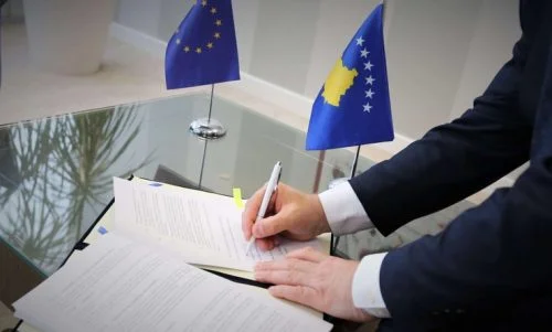 Ehemaliger Außenminister: EU-Maßnahmen gehen nicht hinunter, Regierung erfüllt Versprechen, die er gemacht hat