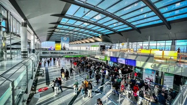 La coppia più vecchia del Kosovo arrestata all'aeroporto di Dortmund alla presenza della nipote