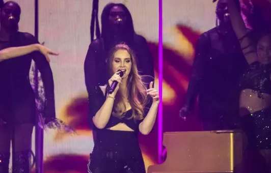 Lana del Rey ha infranto la regola, gli organizzatori di Coachela devono pagare l'enorme multa