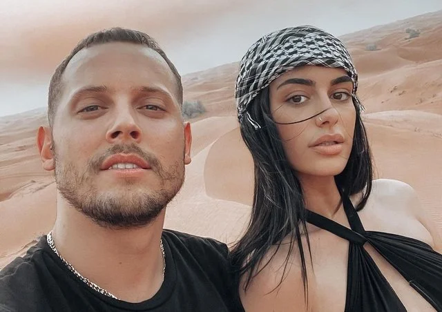 Spéculations du crack dans sa relation avec Graciano érgjira Spanca embrasse un autre garçon dans un studio de télévision