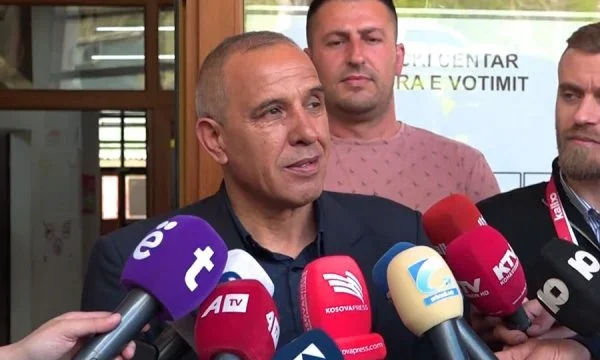 Zeqiri për deklaratat e ministrit Krasniqi: Ngjasojnë më shumë një militanti partiak