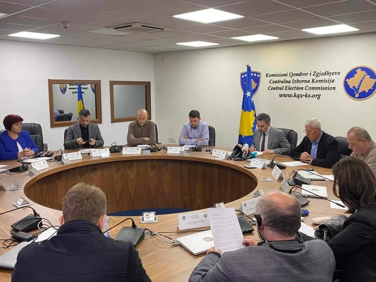 CEC conferma l'iniziativa di evacuare i sindaci a nord ha fallito