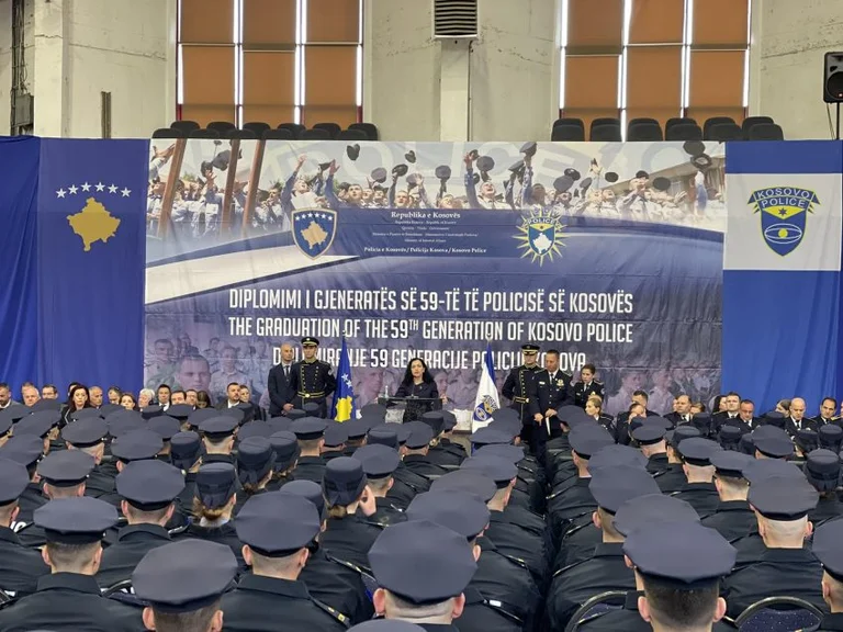 Osmani: Cinq policiers du Kosovo pris en otage par la Serbie