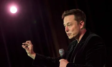 Elon Musk propone una tarifa modesta para los nuevos usuarios en