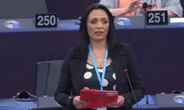 The Jashar family didn't get a Nobel Prize, but...” Albania's delegation to the KiE mentioned the killings in Prakaz in Serbia.