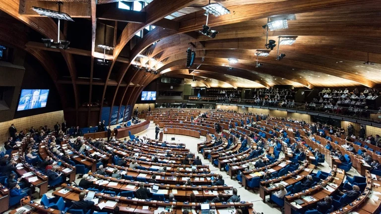 These are 29 MPs who voted against Kosovo membership in KiE
