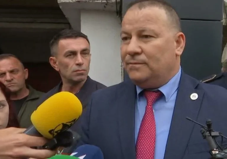 Directeur de la police pour le meurtre de femmes à Pec: S'il y a eu un permis, chacun sera traduit en justice