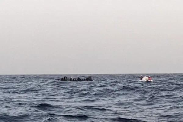 Ending the ship in the Mediterranean, 9 people die, 15 others missing.