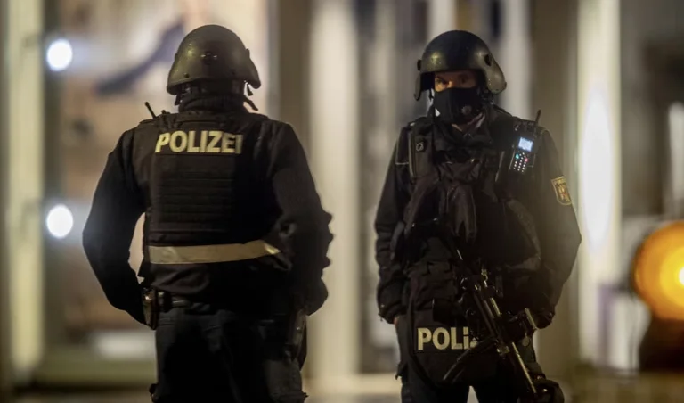 Three young people arrested in Germany, suspected of planning terrorist attacks