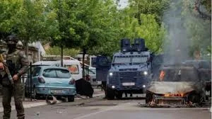 Freedom House: L'année a coïncidé avec l'escalade de la violence en partie motivée par les liens informels de Belgrade