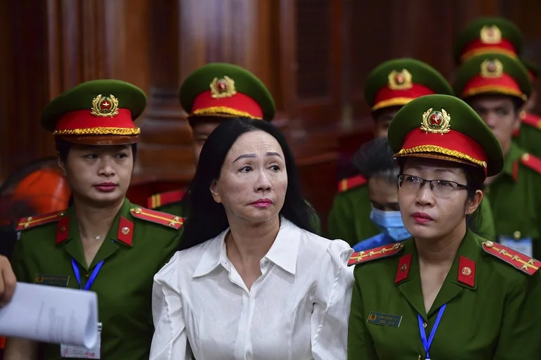 Vietnamese billionaire sentenced to death for 44 billion dollar credit fraud