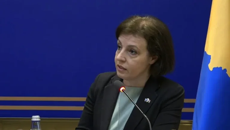 Ministrja Gërvalla udhëton për në Londër