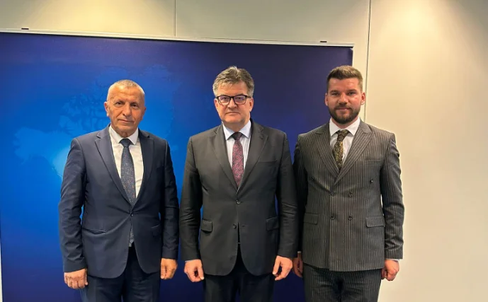 Kurti deceived them and left them out of agreement with Serbia, Valley representatives meet Lajcak