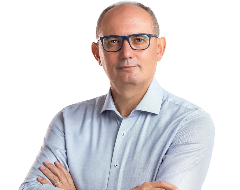 El presidente de Ferizaj publica mapa de inversión de capital, dice municipios encabezados por él