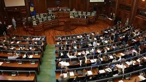 La Comisión de Investigación se basa en el tema de la compra de libros para 2023-2024