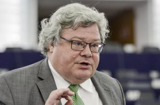 “Lajcak was disaster for dialog”, Eurodeputet: I hope it doesn't disturb the EU-Swiss reports.