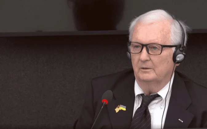 Ish-diplomati amerikan: Politika serbe ndaj shqiptarëve ka qenë e tmerrshme