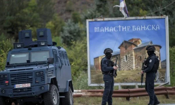 Rapport de l'ICG : Le Kosovo gagne la bataille pour le contrôle du Nord, doit attirer des spéciaux des régions à majorité serbe