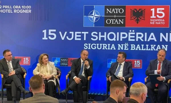 Hoxhaj auf der NATO-Konferenz in Tirana: Kosovo verdient Einladung zur NATO-Mitgliedschaft