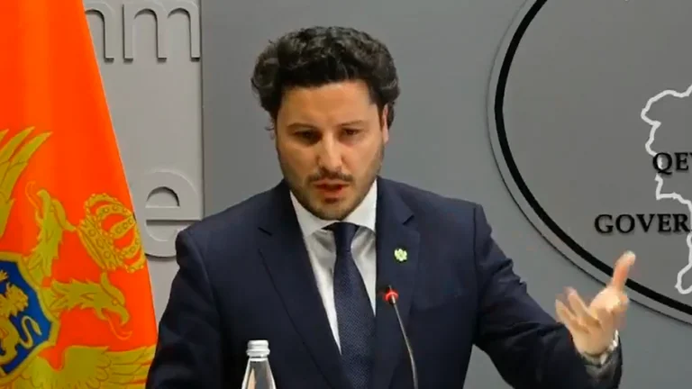 Abazovic: La UE debe ser más concreta en el diálogo de Kosovo