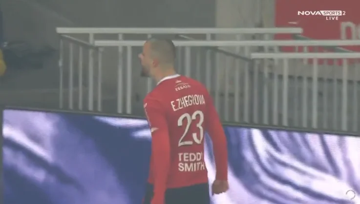 EDON ZHEGROVAAAAAAA ia çmonton portën Lens – VIDEO