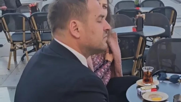 Frashër Krasniqi i shkon në tavolinë Mujës të VV’së: A po ju vjen marre që e pranuat “Zajednicën”, për KiE