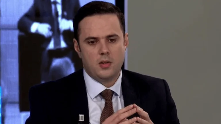 Abdixhiku për tenderët njëburimor: Prokuroria Speciale duhet ta bëjë punën e vet, mosveprimi është aprovim i kësaj praktike